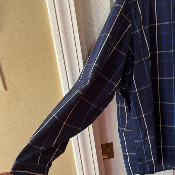 Men’s Chaps Button-Down Shirt - Picture 5 of 6